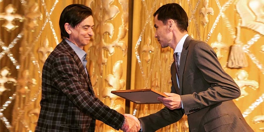 В честь профессионального праздника
