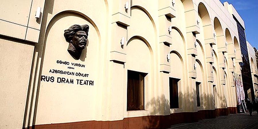 Две премьеры в декабре