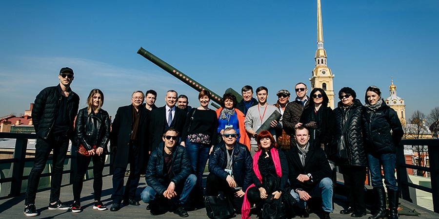 Выстрел из пушки