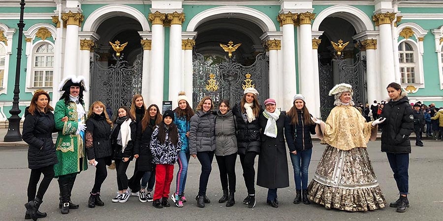 Из Испании в Санкт-Петербург